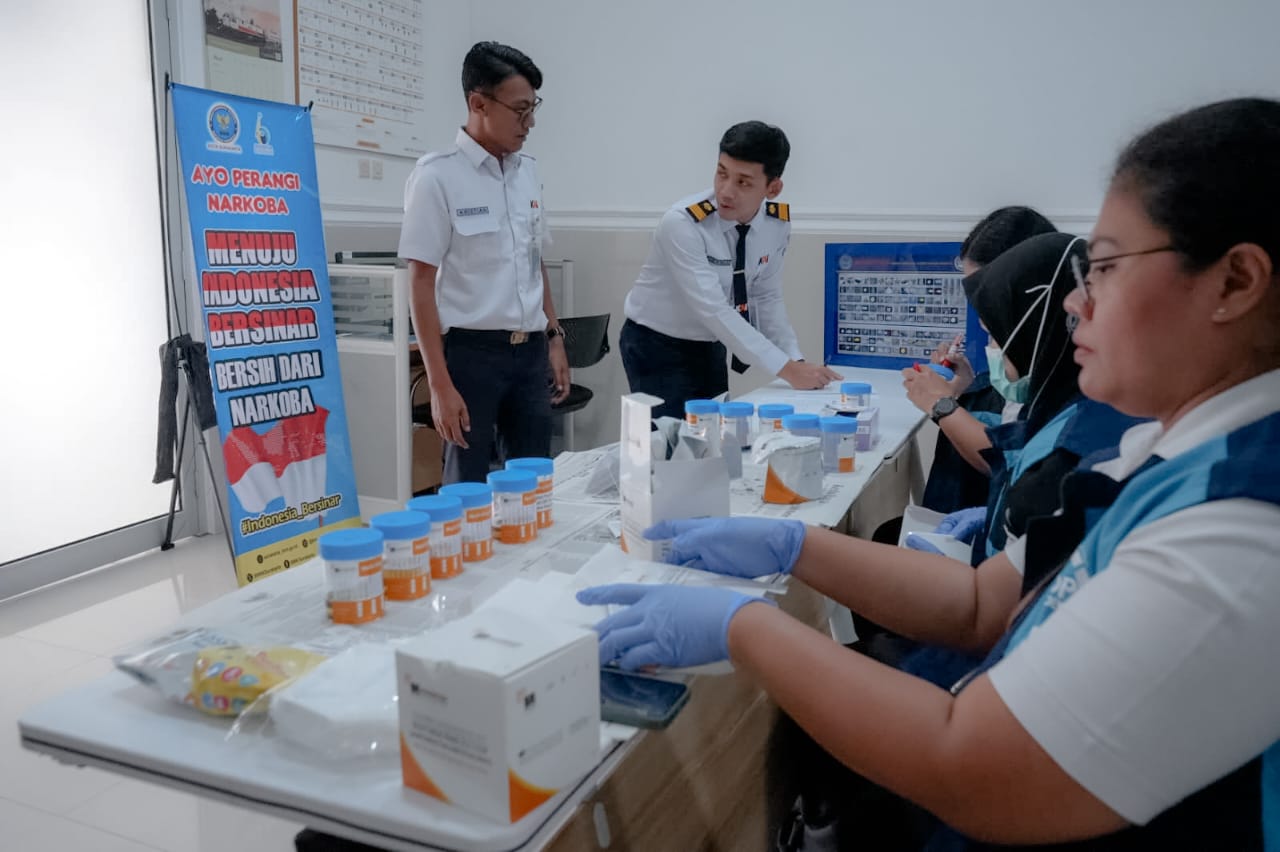 Tiket KAI Tembus 2,4 Juta, Awak Sarana Perkeretaapian Wajib Jalani Tes Narkoba