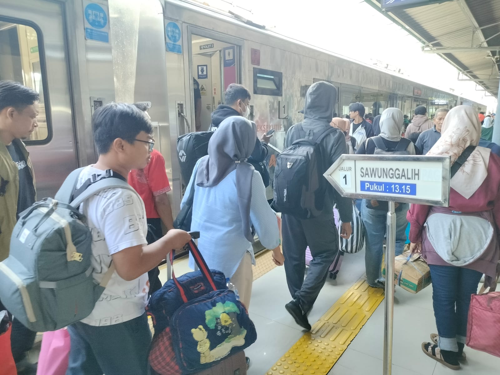 Arus Balik Kereta Api Terkendali Berkat Kebijakan WFA