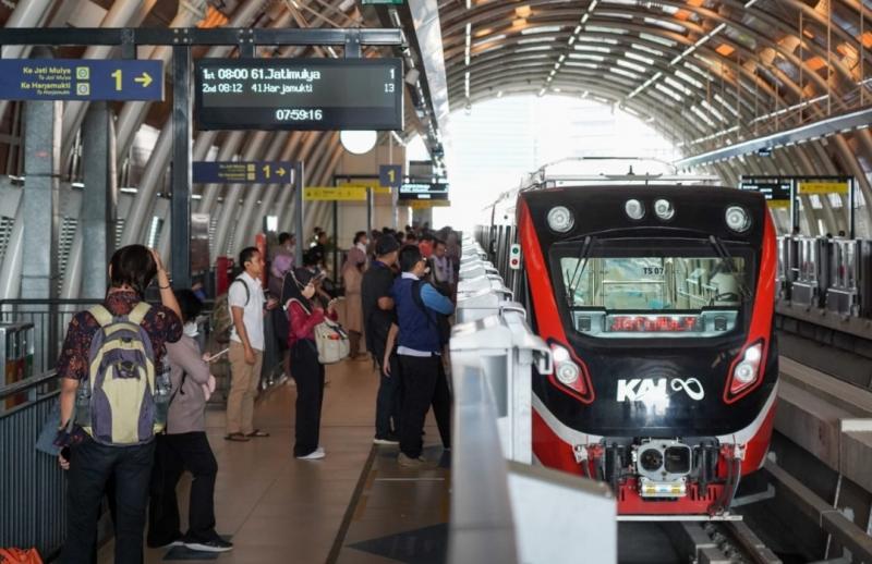 LRT Jabodebek Tembus Rekor Waisak, Moda Transportasi Terintegrasi Makin Diminati
