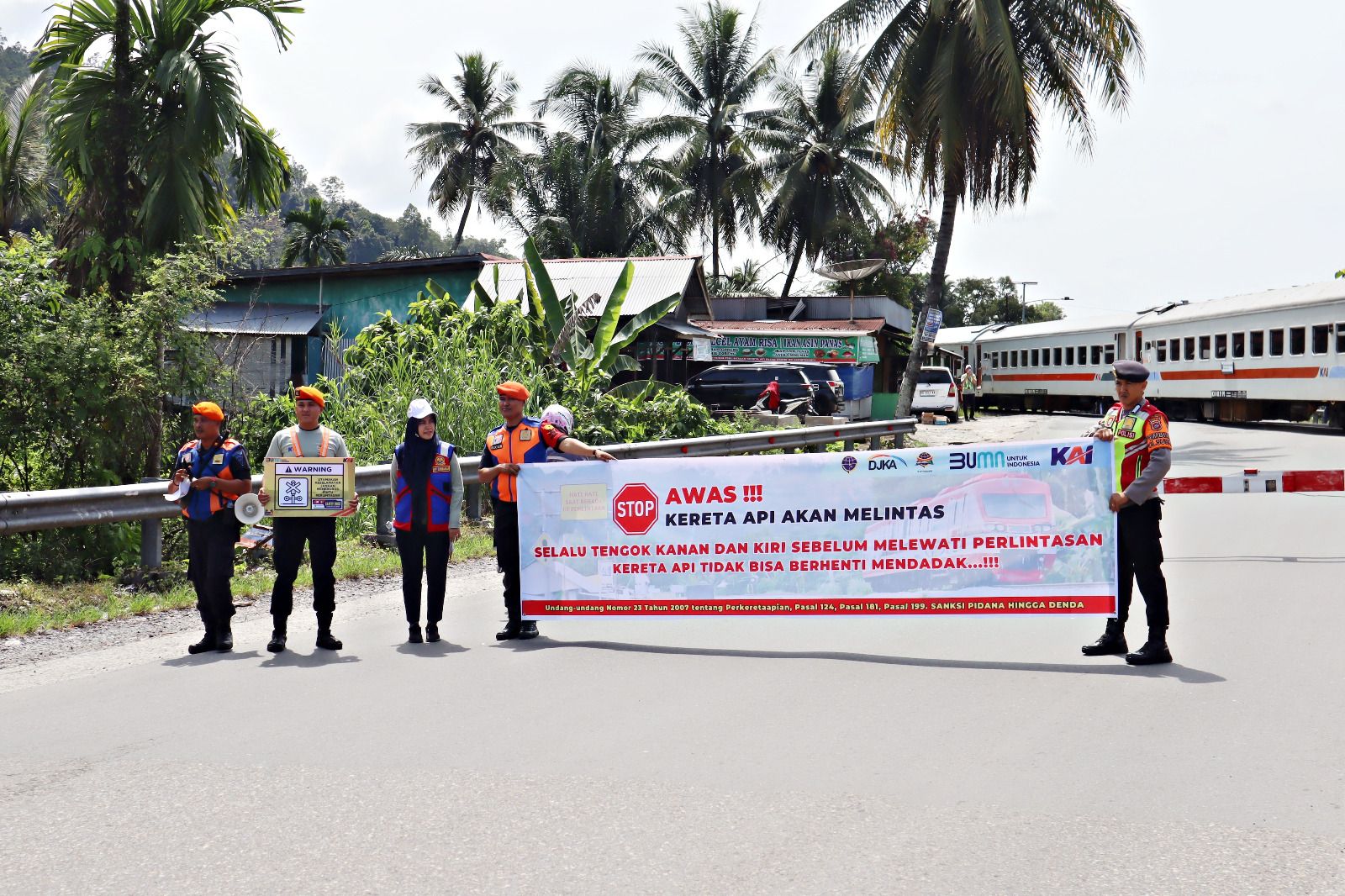 KAI Divre II Sumbar Gandeng Komunitas dan Instansi, Sosialisasi Keselamatan Makin Masif