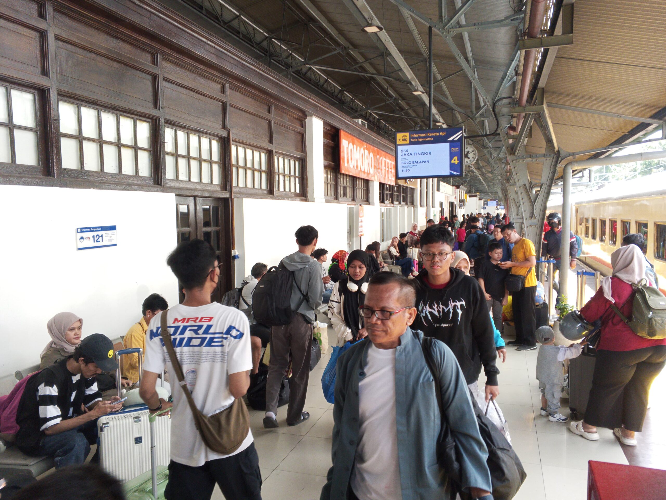Rekor 6,6 Juta Penumpang: Libur Waisak Mengukuhkan Kereta Api sebagai Primadona Transportasi Nasional